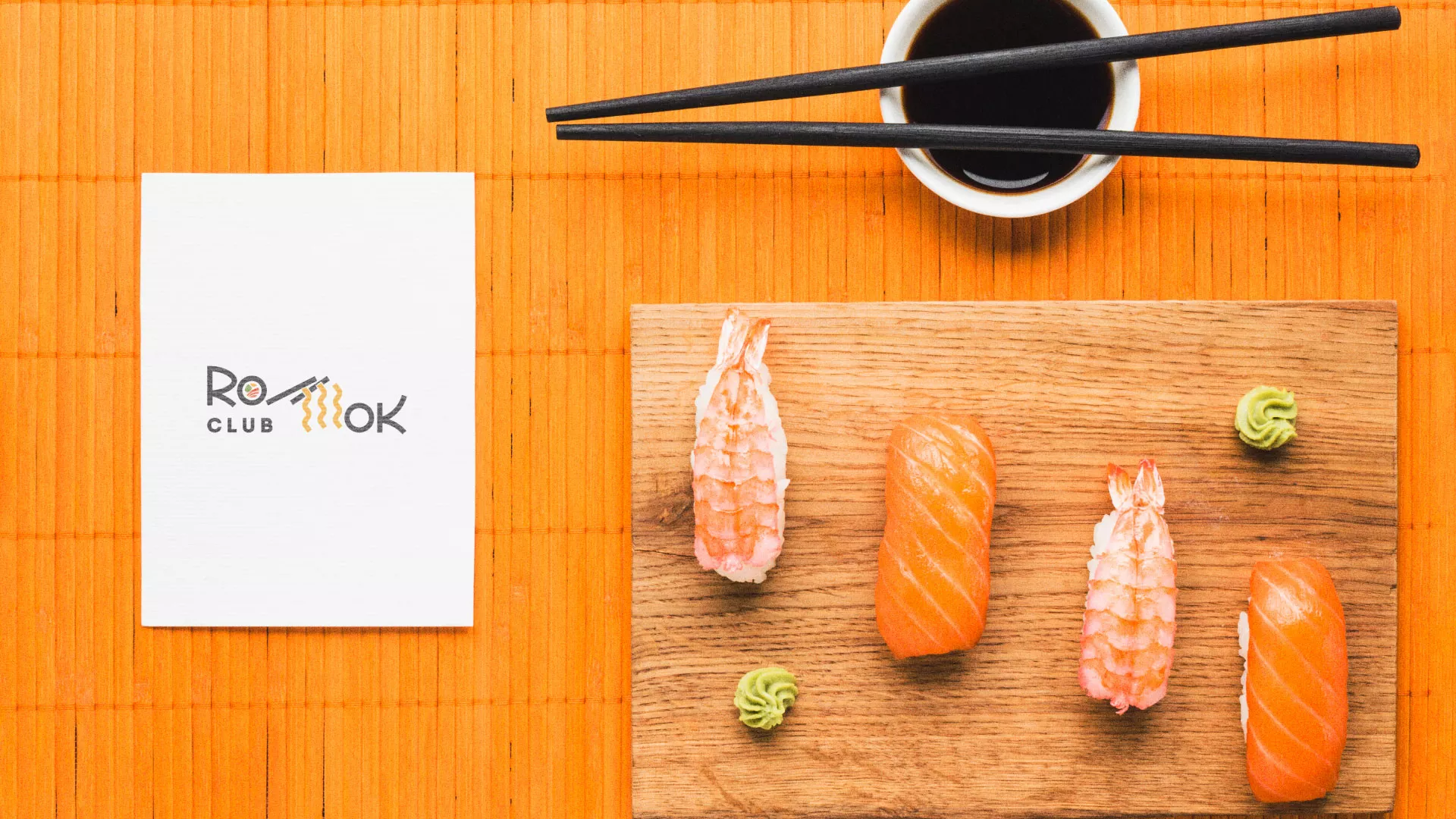 Создание логотипа суши-бара «Roll Wok Club» в Мурманске